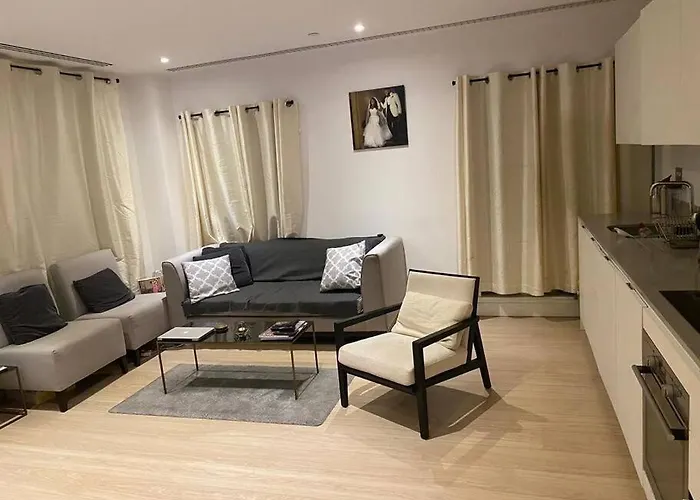 Luxury 2 Bed Ensuite 2 Bathroom Apartment East Croydon