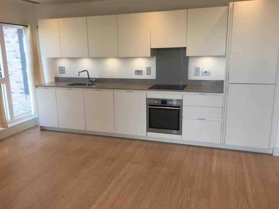 Luxury 2 Bed Ensuite 2 Bathroom East Croydon Apartment South Norwood