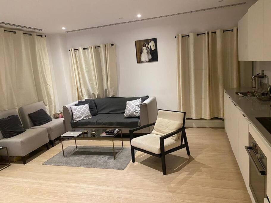 Apartment Luxury 2 Bed Ensuite 2 Bathroom East Croydon